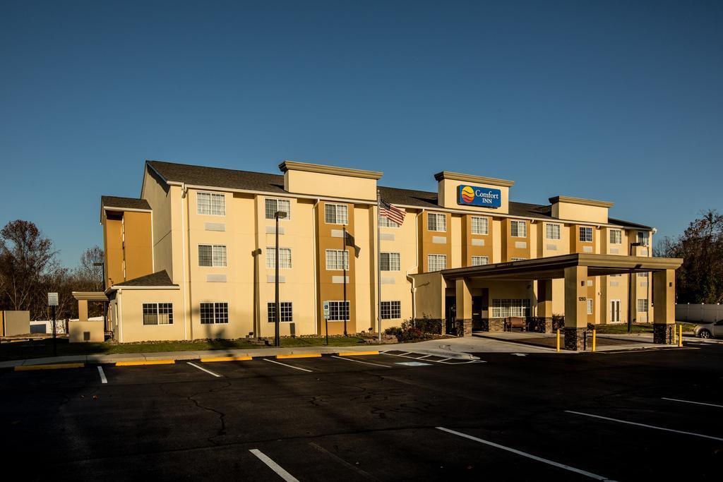 Comfort Inn Mount Airy Exterior photo